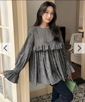 새상품급 BIRTHDAYBASH 깅엄 프릴 상의 벌스데이 바쉬