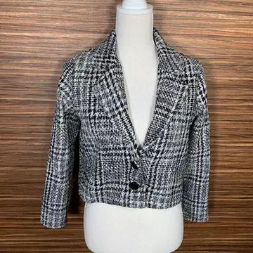 SUREVE 슈 자켓 아우터 M 사이즈 화이트 블랙 레이온