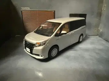 도요타 컬러 샘플