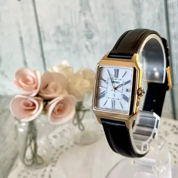 [ 레어 ] SEIKO 루키아 손목시계 1B32-0BC0 골드 전파 솔라