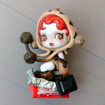 POP MART SKULLPANDA 스컬팬더 On Schedule