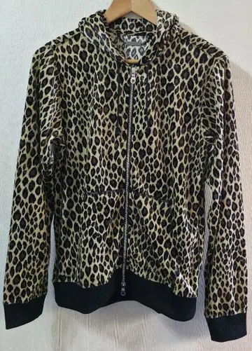 [ 새상품급 ] monkey time 레오파드 무늬 후드티