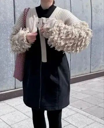 루프 니트 볼레로 아이보리/bonny 같은 형태