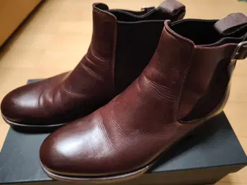 헨더슨 사이드 고어 부츠 버건디