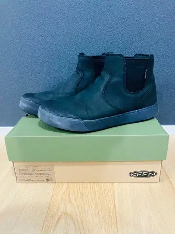 KEEN 첼시 부츠 방수 블랙