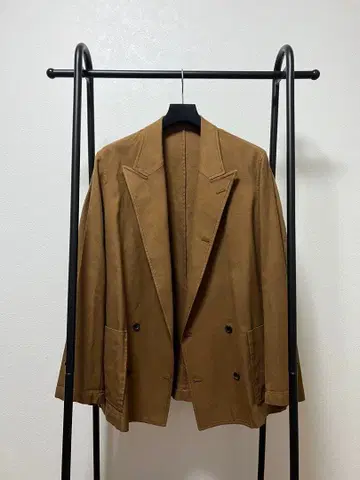 TOMORROW LAND 브라운 더블 브레스트 테일러드 자켓