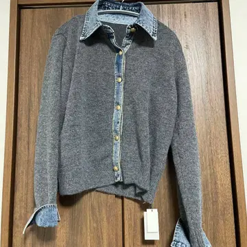 택 포함 새상품 데님 옷깃 니트 Lumier