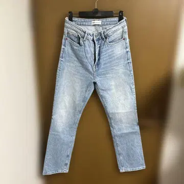 ZARA 스트레이트 데님 라이트 블루 EUR 38