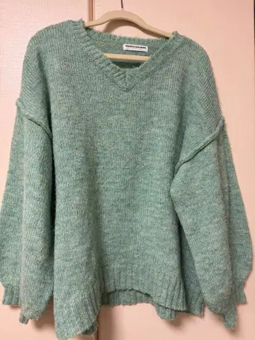 로데오 크라운 민트 그린 V넥 오버 사이즈 니트