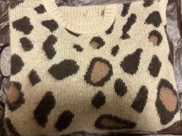 STARTING OVER 레오파드 스웨터