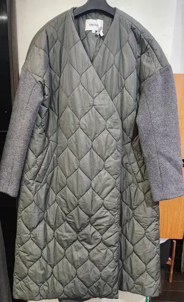 엔폴드 소매 절개 퀼팅 A라인 롱 코트 38 카키