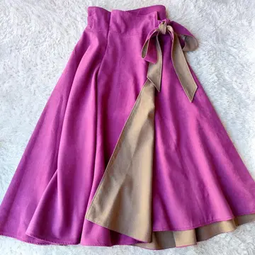 UNITED TOKYO 유나이티드 도쿄 리버서블 플레어 스커트