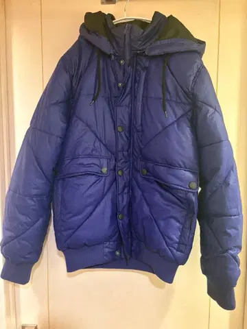 H&M 보라색 후드 부착 퍼퍼 자켓 스트릿 다운