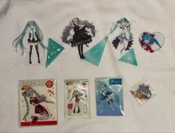 하츠네 미쿠 아크릴 스탠드 묶음 판매