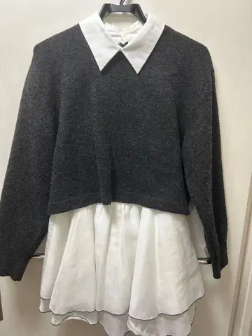 레이어드 스타일 다크 그레이 긴팔 니트 M