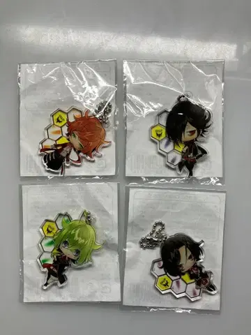 여왕벌의 왕방 아크릴 키링 세트