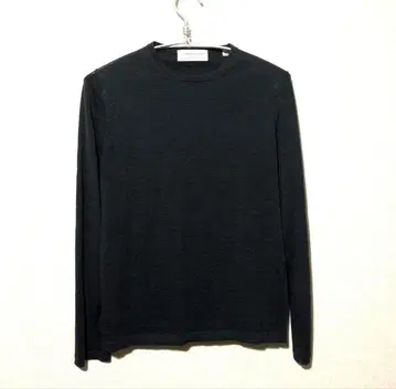 투모로우랜드 그레이 니트