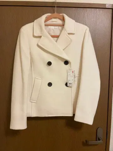 새상품 유니클로 울 블렌드 P 코트 더블 브레스트 코트 S 사이즈 화이트