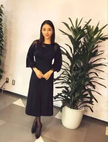 택 포함 새상품 이시하라 사토미 착용 블라우스 도킹 원피스