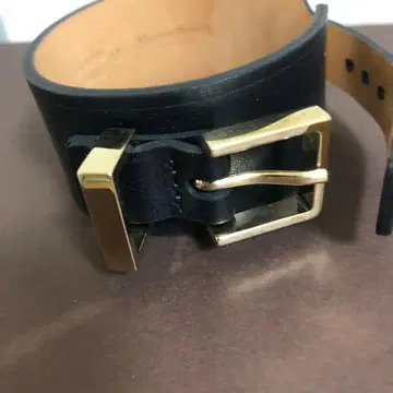 MAISON BOINET 블랙 가죽 뱅글