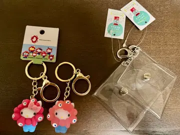미야쿠미야쿠 키티 입체 키링 2개 세트