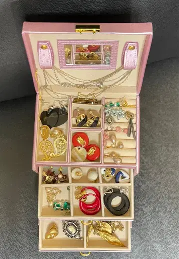 유품 정리 액세서리 묶음 판매