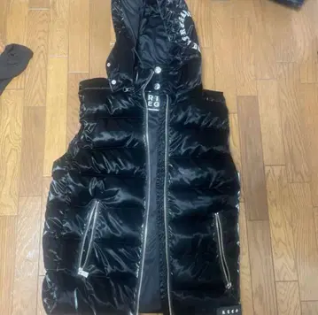 아담스 저글러 RTEG 다운 베스트 완판템 초기 인기 모델