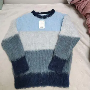 모헤어 혼방 크루넥 스웨터 M