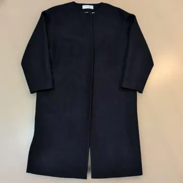 DoCLASSE 네이비 노카라 롱 코트 겨드랑이 슬릿 안감 부착