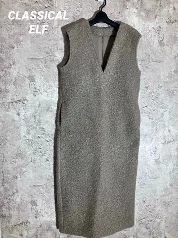 CLASSICAL ELF 슬리브리스 V넥 롱 니트 원피스