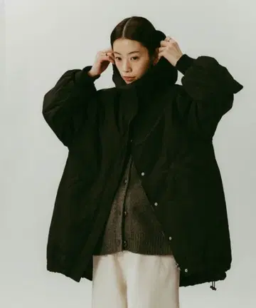 andme 오버 사이즈 후디 충전솜 다운 코트