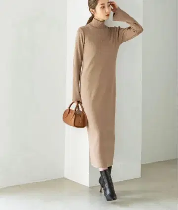 Noble 총침 I라인 니트 원피스 롱 스커트