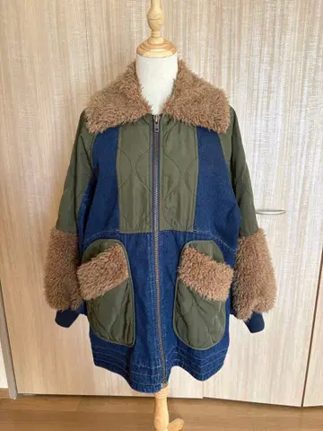 [ 시착만 한 상품 ] 오버 사이즈 후드 부착 자켓