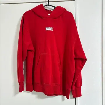 MARVEL 후드 부착 맨투맨 레드