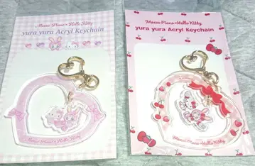 메조피아노 키티 팝업 흔들흔들 아크릴 키체인