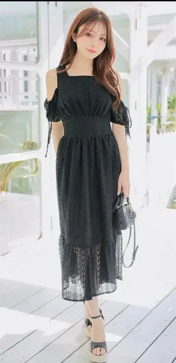 미셸 마카롱 레이스 오프숄더 프릴 원피스