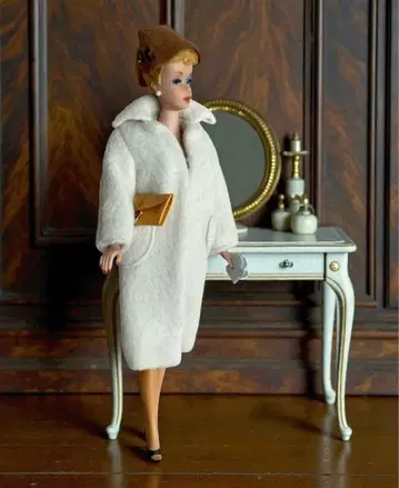 빈티지 바비 아웃핏 Peachy Fleecy Coat