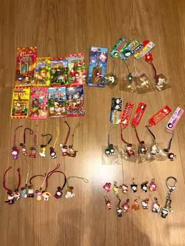 지역 한정 키티 46개 묶음 판매 매듭 스트랩 키링 레어