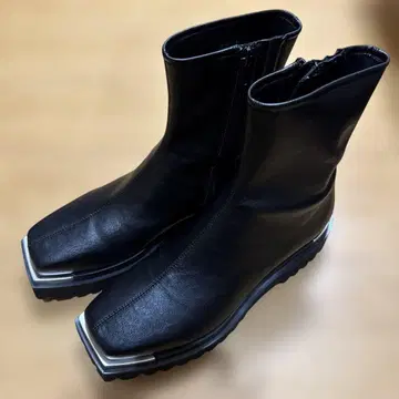 미들 기장 스퀘어토 부츠