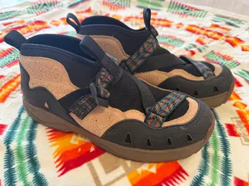 Teva REVIVE '94 MID 리바이브 94