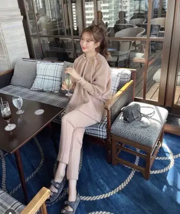 헤이욘 hug me 풀오버