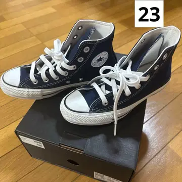 새상품급 Converse Chuck Taylor 네이비 하이컷 스니커즈