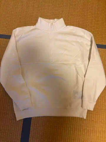 NEW ERA 뉴에라 하프 지퍼 오버 사이즈 맨투맨