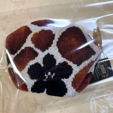 단기 판매 [ 단종품 ] 페이러 파우치 지라프