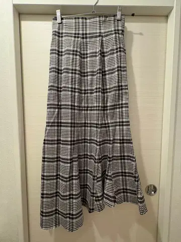 SNIDEL 체크 무늬 롱 스커트 사이즈 0