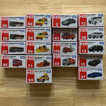 미개봉 새상품 토미카 TOMICA 18대 세트