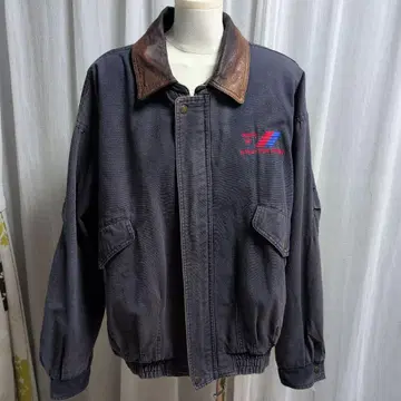 네이비 가죽 카라 부착 점퍼