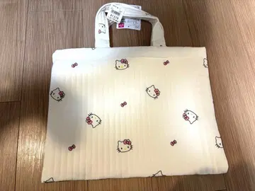 [택 포함 새상품] 헬로키티 이불 누비백 화이트