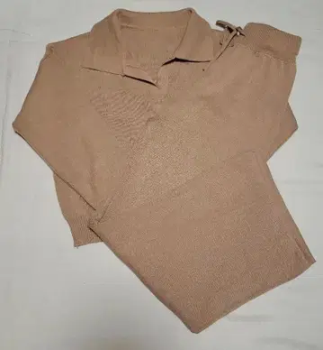 베이지 니트 셋업