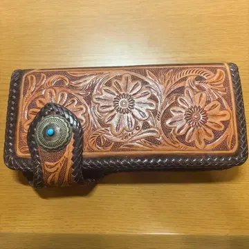 꽃 조각 가죽 장지갑